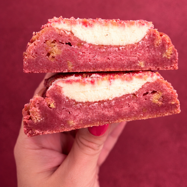 SHOP THE FRIDGE || Strawberry Shortcake Cookie Puck