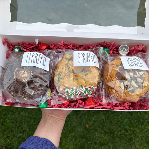 MACKAY'S BAKERY | The Favourites Box