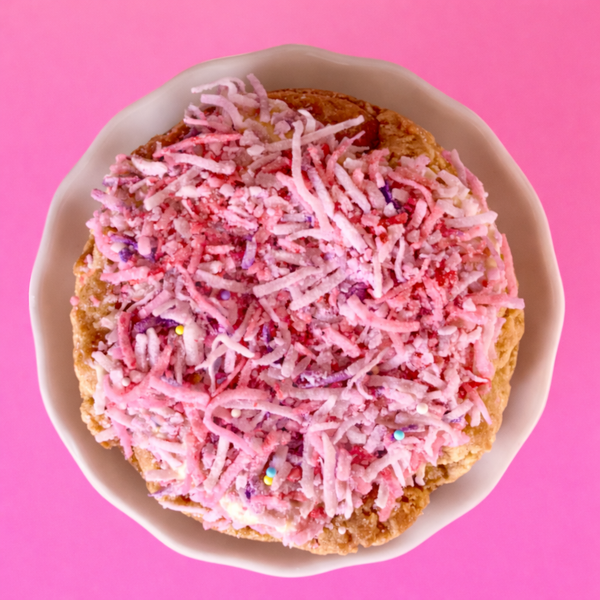 THE EASTER SOCIAL || Coconut Cupcake Cookie Puck