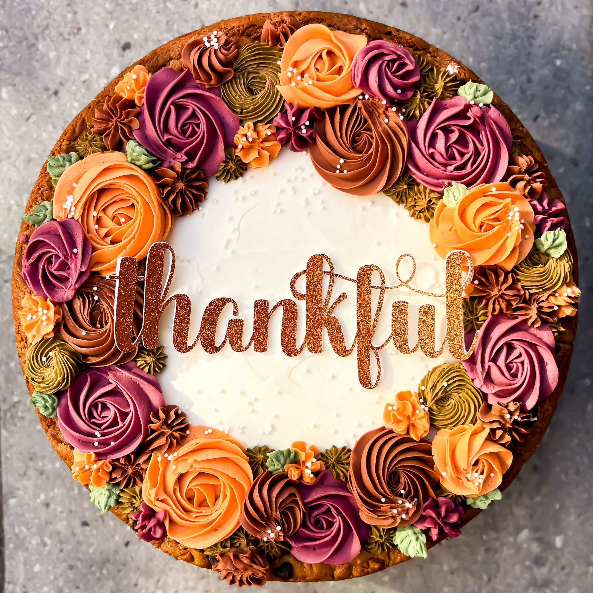 MACKAY'S BAKERY || The Thankful Cookie Cake