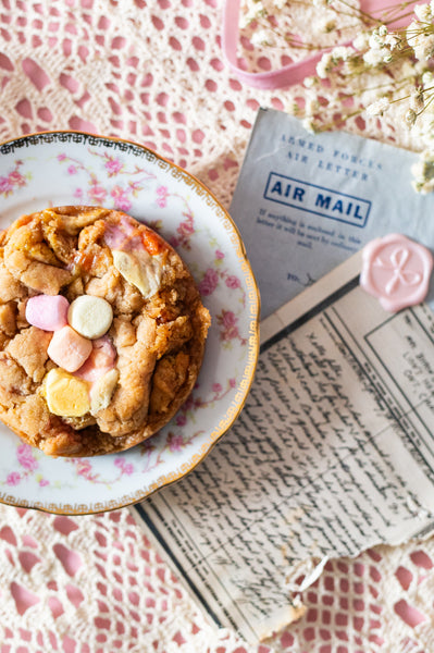 THE HERITAGE LINE || Peanut Butter Marshmallow Cookie Puck