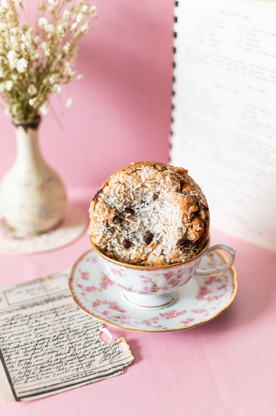 THE HERITAGE LINE || Hello Dolly Cookie Puck