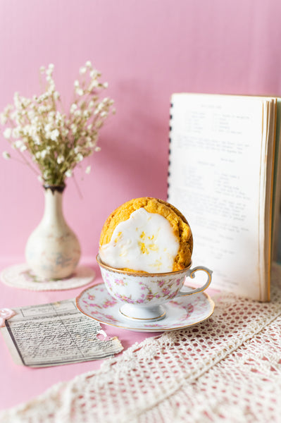 THE HERITAGE LINE || Lemon Square Cookie Puck