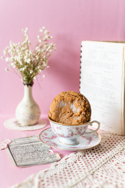 THE HERITAGE LINE || Ginger Molasses Cookie Puck