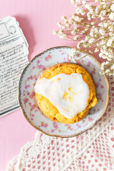 THE HERITAGE LINE || Lemon Square Cookie Puck